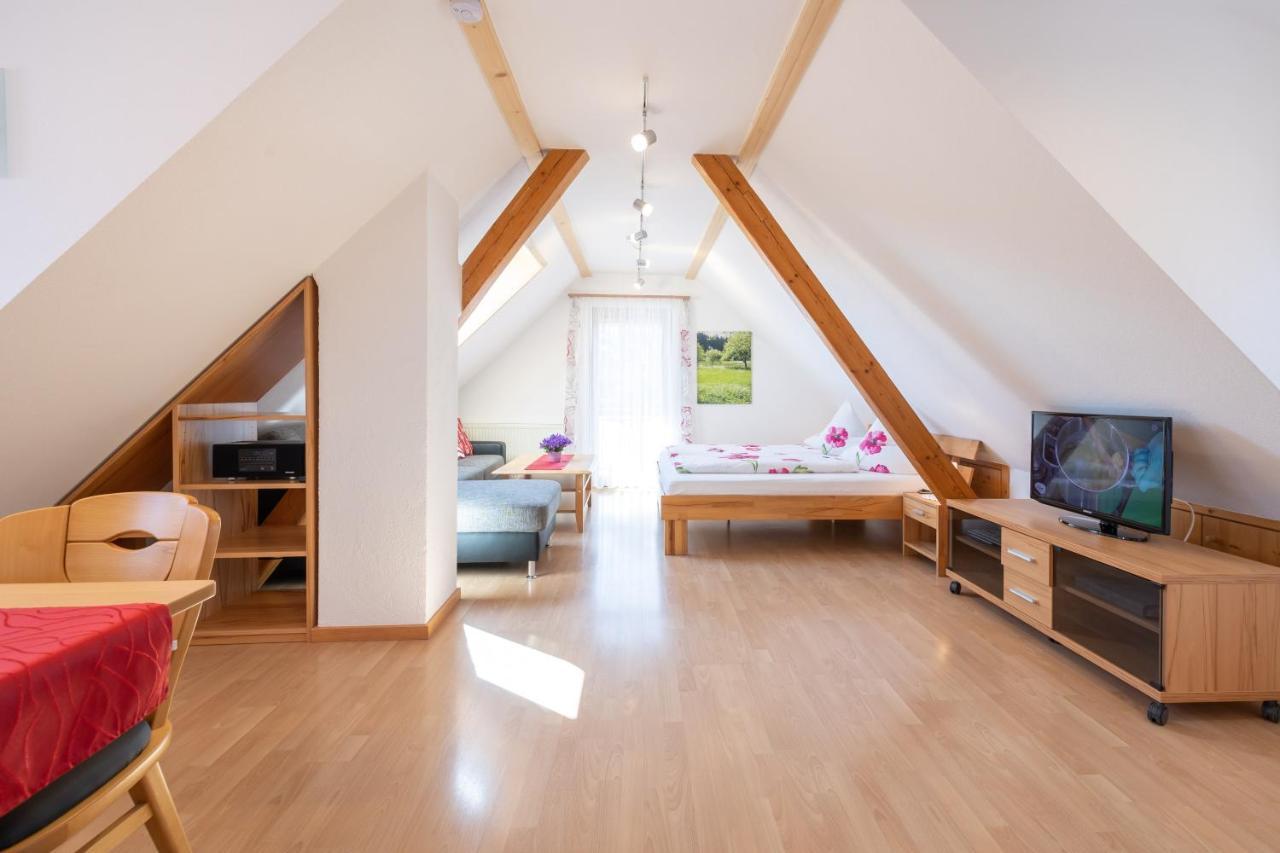Haus Hilda Fechtig Hotel uhlingen Birkendorf Bagian luar foto
