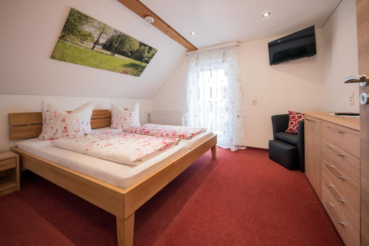 Haus Hilda Fechtig Hotel uhlingen Birkendorf Bagian luar foto